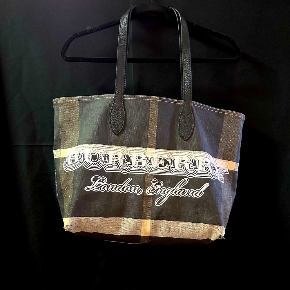 100% Authentic Burberry Tote